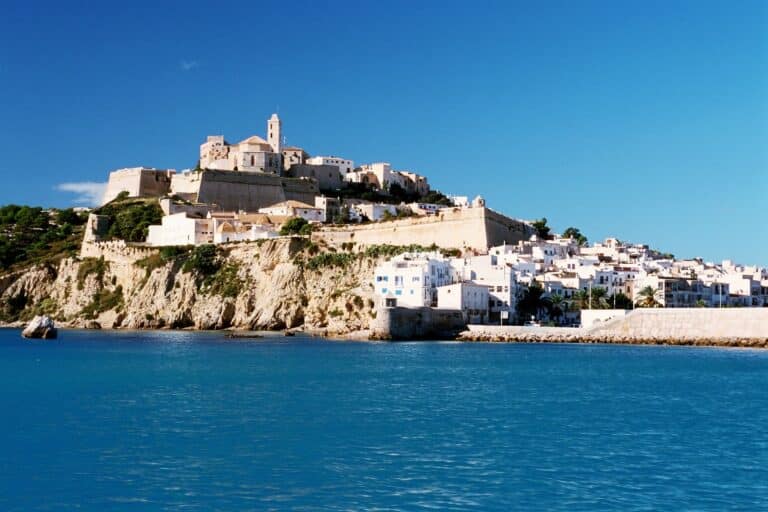 Viajar a Ibiza en septiembre: clima, playas y planes para disfrutar de la isla
